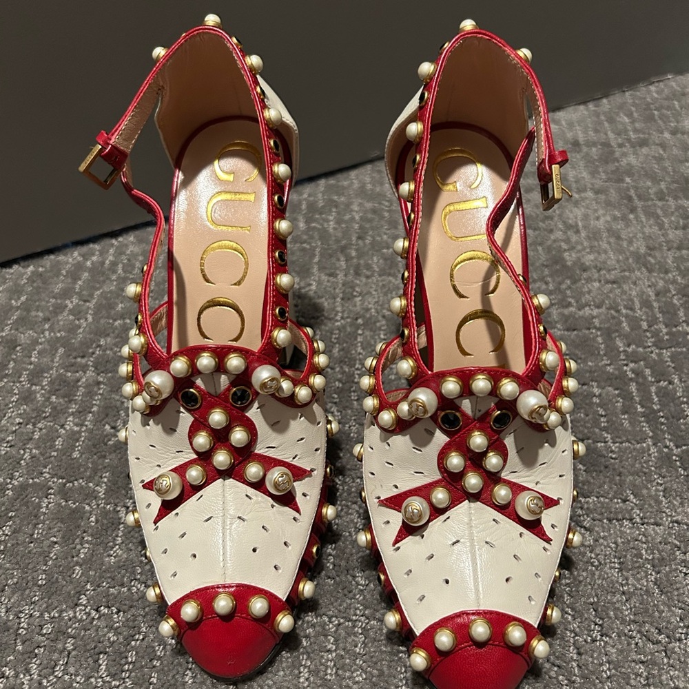 RARE Gucci Tracy heels
